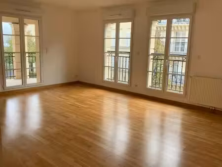 location appartement 3 pièces 76m² reims 51100