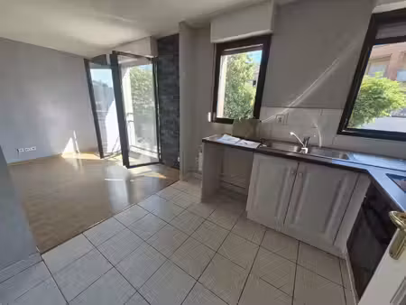 location appartement 2 pièces 44m² aire sur la lys 62120