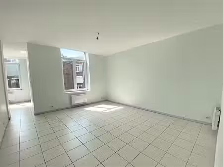 location appartement 3 pièces 55m²