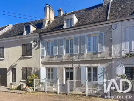 maison de village à mailly-le-château (89660)
