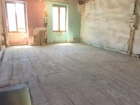 immeuble à les avenières (38630)
