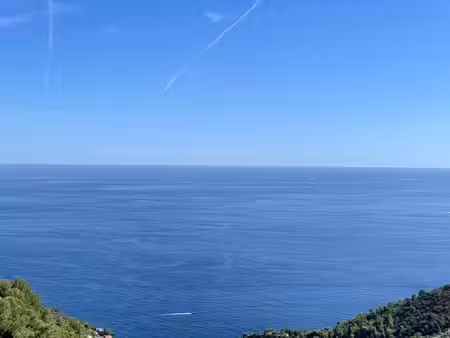 eze village  superbe appartement avec vue mer panoramique.