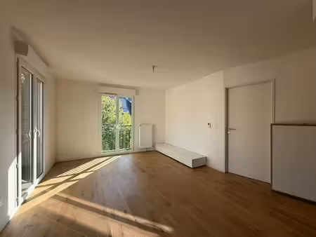 location appartement 2 pièces 45.4 m² à juvisy-sur-orge (91260)  800 €