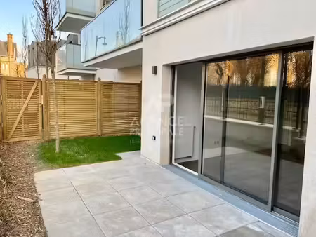 location appartement 2 pièces 38.63 m² à le chesnay (78150)  1 423 €