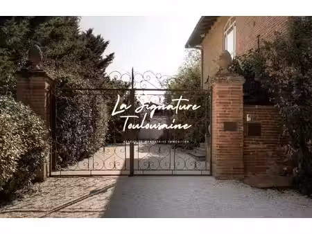 métairie rénovée du xviii ème siècle à pin-balma