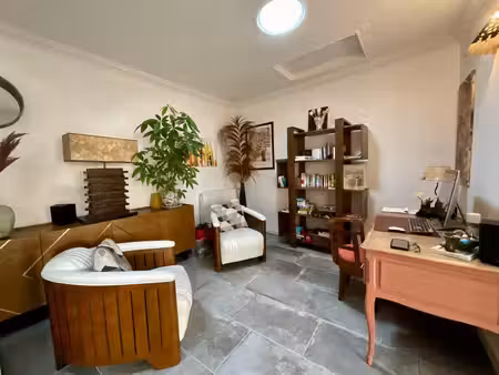 marseillan quartier tabarka : une villa d'exception où il fait bon vivre