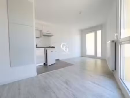 location appartement 2 pièces à nantes éraudière-renaudière (44000) : à louer 2 pièces / 3
