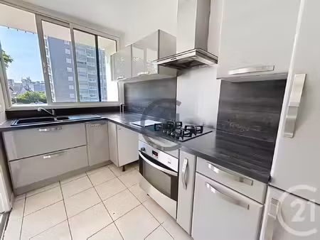 location appartement 4 pièces 76m² le mee sur seine 77350