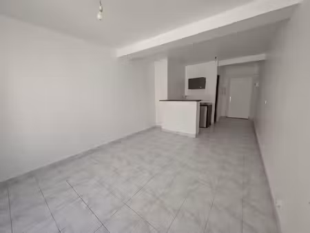 location appartement 1 pièce 23m²