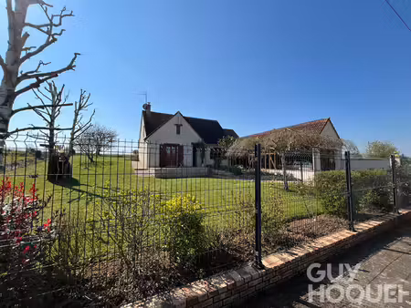 pavillon entièrement rénové à la campagne