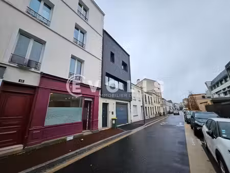 location bureaux 90 m²