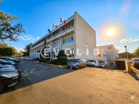 location local d’activités clamart 92140 120m² à 2090m²