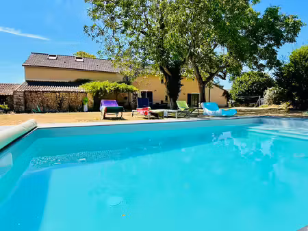 achat maison 8 pièces 197m²