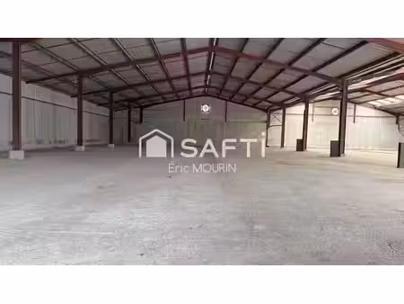 vente locaux professionnels 3 pièces 1950 m² à craon (53400)  214 037 €