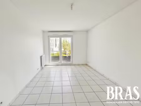 location appartement 3 pièces 57m² nantes 44200