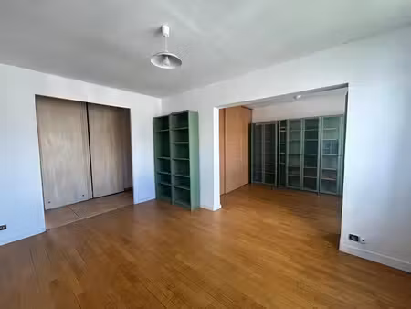 location appartement 2 pièces 60 m² à lyon 3 (69003)