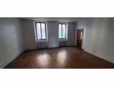 location appartement 4 pièces 105m²