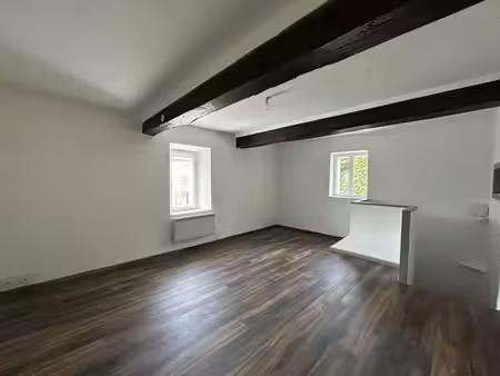 location appartement 3 pièces 65 m² à aire-sur-l’adour (40800)