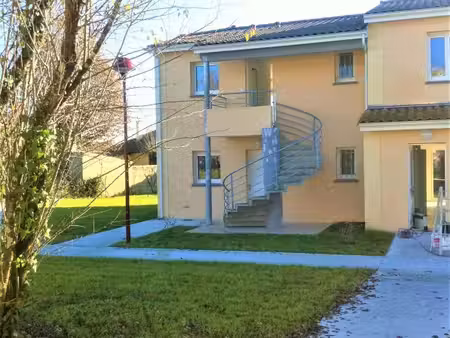 location appartement 3 pièces 65m² bergerac 24100