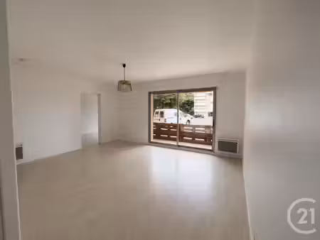 location appartement 2 pièces 46m² mont de marsan 40000