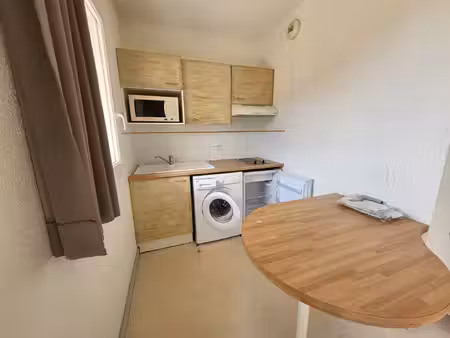 location appartement 1 pièce 24m²