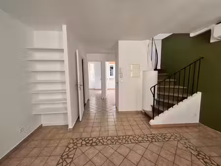 location appartement 2 pièces 44m² la ciotat 13600