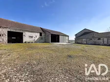 vente ferme 4 pièces 1100 m² à fontains (77370)  220 000 €