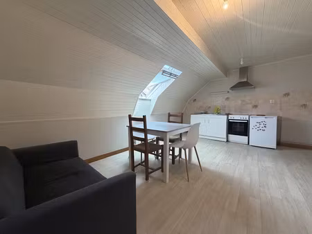 location meublée appartement 2 pièces 27.2 m² à saint-chély-d'apcher (48200)  430 €