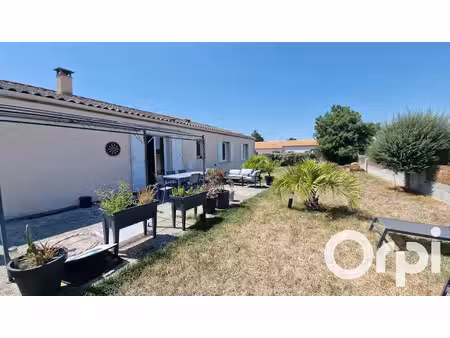 vente maison 5 pièces 94.03 m² à sainte-gemme (17250)  226 825 €