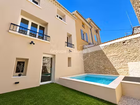 maison de village rénovée d'environ 137 m² avec jardin  piscine et garage - châteauneuf-du