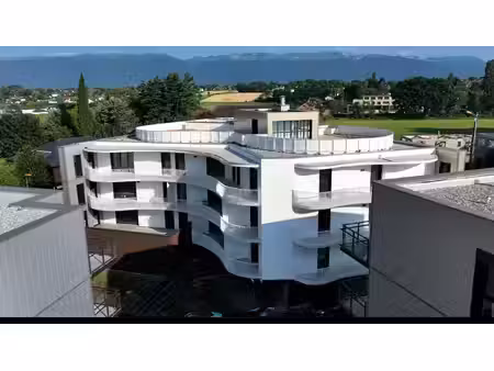 ferney-voltaire - appartement t4  3 chambres  dans résidence de