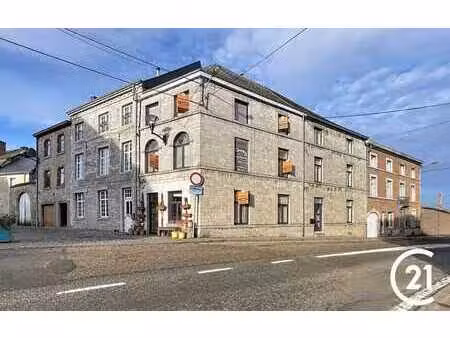 a deux pas du centre-ville: bel immeuble de rapport avec bon