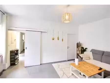 superbe maison 3 façades peb b terrasse jardin et parking !