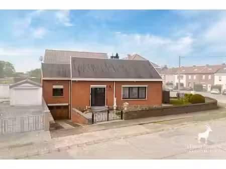 villa plain-pied 2 chambres à vendre sur fayt-lez-manage