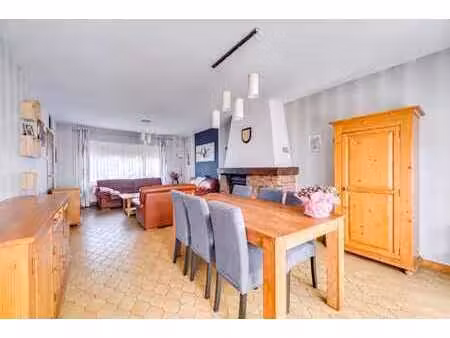 hermée - maison 4 ch. avec garage et jardin