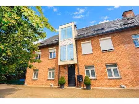 riant duplex app. met 3 slk  2 terrassen en 2 parkings!