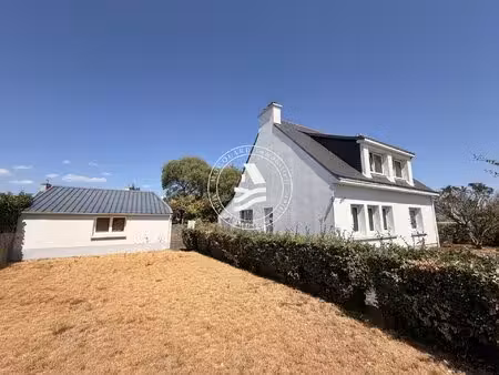 maison de charme à rénover au coeur du bourg de saint-philibert