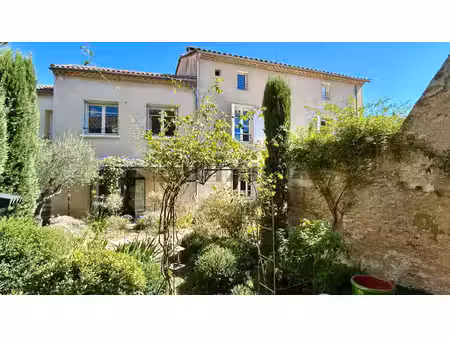 ferme à vendre à castillon-du-gard
