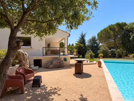 vente maison 9 pièces 240 m² à saint-quentin-la-poterie (30700)  895 000 €