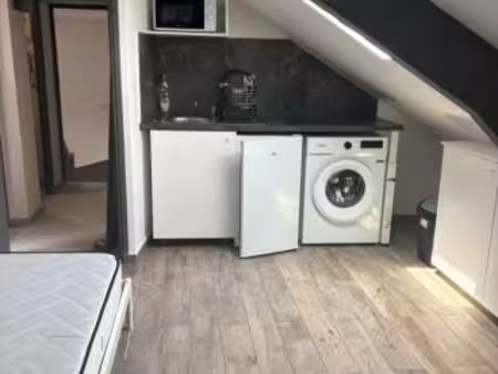 studio / 17m² / corbeil essonnes (rer d)