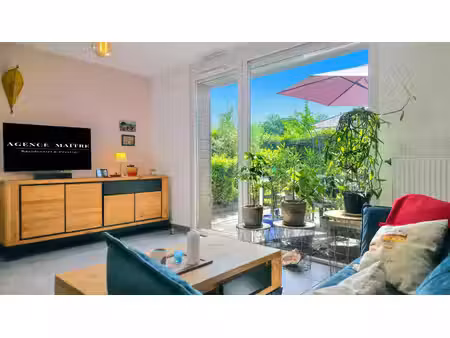 agréable t2 en rez-de-jardin à metz-tessy