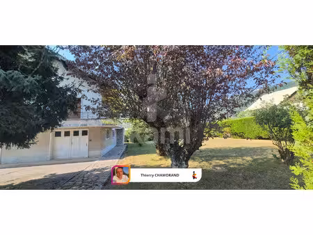 maison brison-saint-innocent charme et potentiel