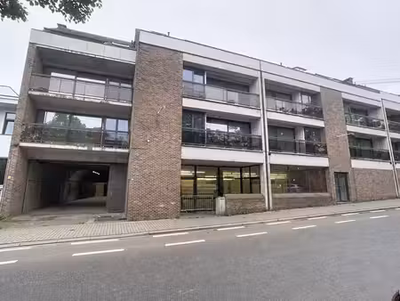 grand commerce avec entrepôt à aarschot