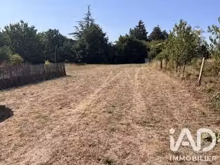 vente terrain à lorigné (79190) : à vendre / 919m² lorigné