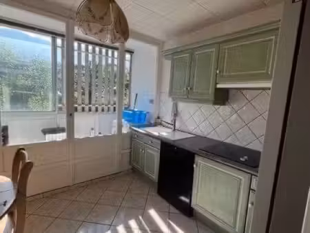 à louer t3 de 57m2 aix centre