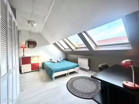 studio meublé proche hyper centre refait à neuf