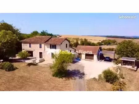maison 6 pièces 232 m²