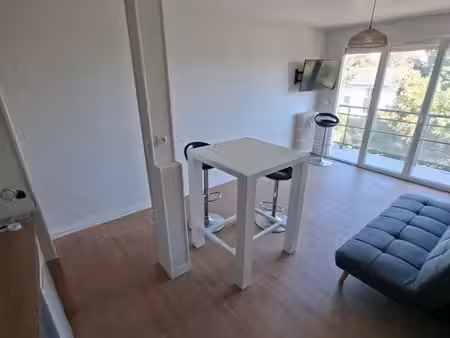 meuble 55m2 neuf balcon parking