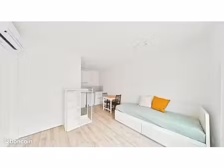 studio 1 pièce 17 m²
