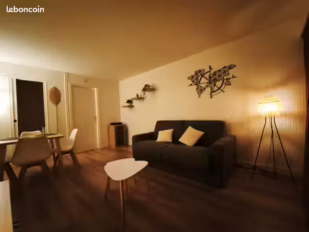 t1 meublé 28m en hyper centre reims